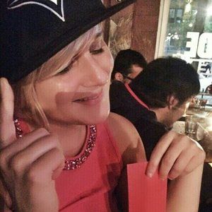 Meet your Posher, Denise